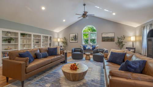 4BR Retreat, 16mi to Acadia NP, with Game Room - Foto 1