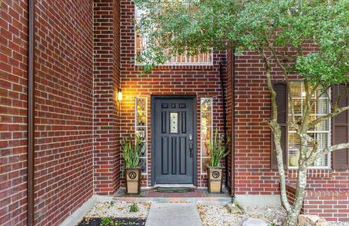 RARE FIND! Private Pool Hot Tub Spa Game Room Pool Heat Available Spring Special! - Foto 52