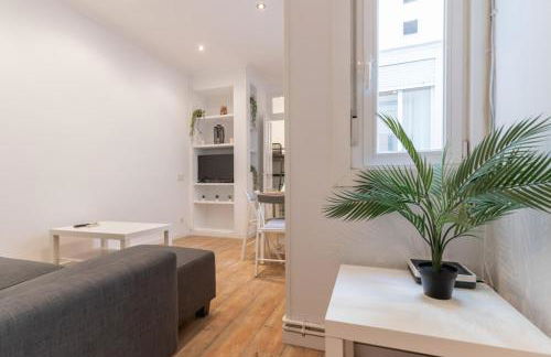 Cozy renovated -2Bedrooms 1Bathroom-Malasaña - Foto 5