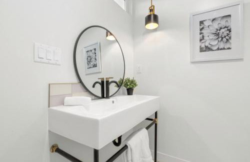 Quintessential SoCal indoor outdoor living with POOL - Foto 19