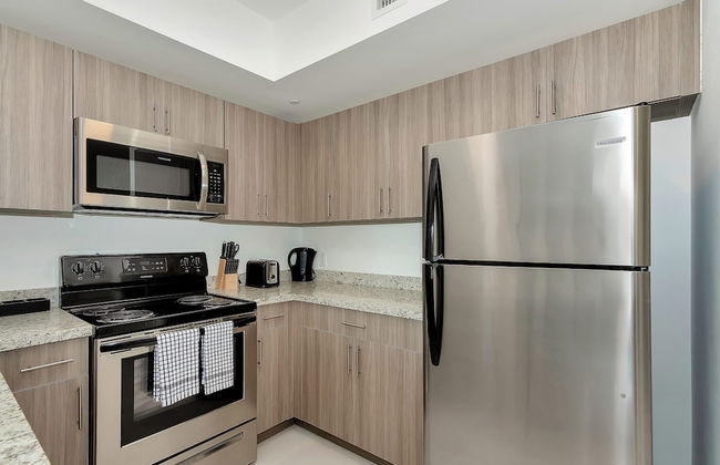 Roami at Grove 27 - Photo 101