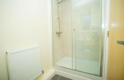 Lake View Apartment - Photo 12