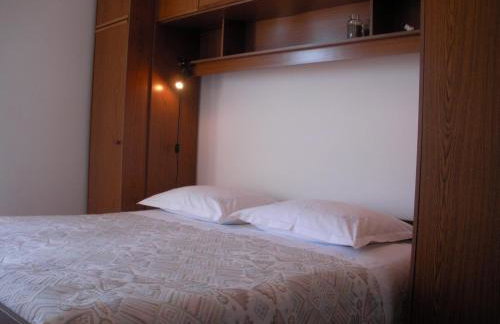 Apartments by the sea Cove Zarace, Hvar - 21007 - Photo 10