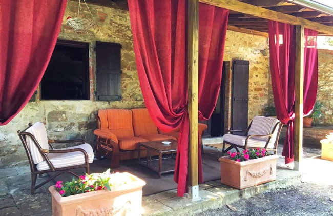 Stunning private villa for 6 guests with private pool, TV, pets allowed and parking - Foto 11