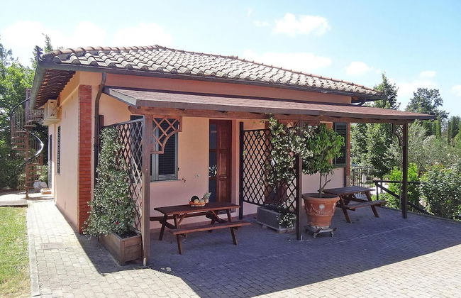 Apartment in Vinci With Pool & Wellness - Foto 1