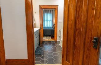 Gulf Coast Craftsman - Cozy, Charming & Central! - Foto 19