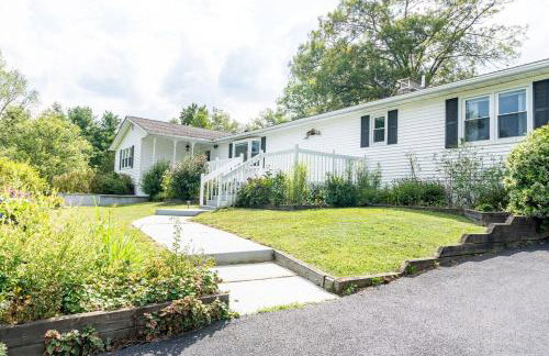 The Yuzu stunning mountain retreat with hot tub - Foto 11