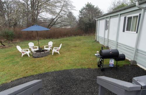 Cozy and Stylishly-Walk To The Beach - Sleeps 5 - Foto 25