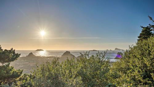 Crescent City Getaway with Panoramic Ocean Views! - Foto 3