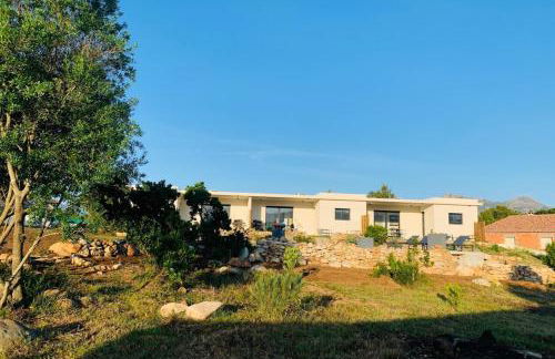 Tramontana quiet place 7 min from beach swimming pool bbq - Foto 35