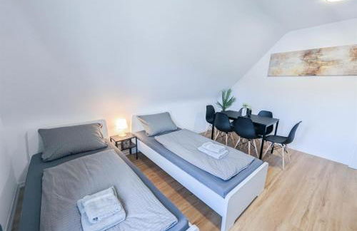 ALFA Stuttgart 3 Zimmer 6 Betten Apartment Wasen MercedesBenz MHP Arena l Bad I Küche l WIFI & SmartTV l 3BR & 6 Beds l Bathroom l Kitchen - Foto 9