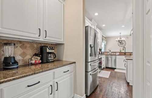 The Sapphire Sanctuary with Pool - Photo 51