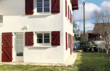 Charmante maison à Arcangues avec vue sur les montagnesEL - Foto 1