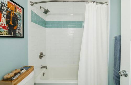 American Bungalow near IU Stadiums and Downtown Bloomington - Foto 16