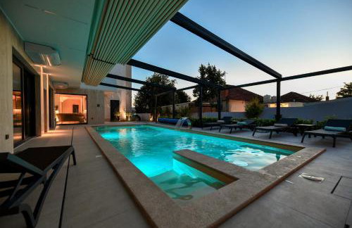 CROWONDER Apartments & Rooms OAZA with heated Swimming Pool and Sauna - Photo 2