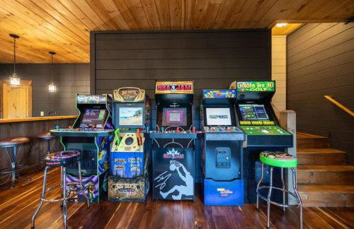 Pineview Escape - Hot Tub - Views - Arcades - Foto 32