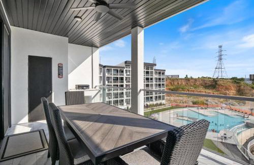 Lakefront Topsider Condo w/ Boat Slip, 2 Pools & Large Deck - Foto 50