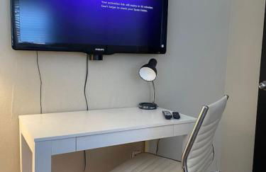 Crew Housing Sleeps 8 with 6 Beds plus 4 Bedrooms - Foto 5