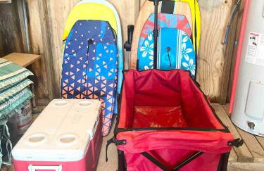 Pets OK Beach Home, Short Walk Beach Access, and Views - Foto 16