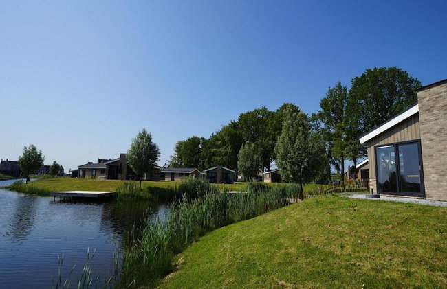 Waterfront Chalet for 6 in Kampen - Photo 21