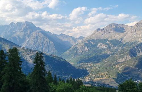 PUY SAINT VINCENT APPARTEMENT T2 BALCON SUPER PANORAMA AVEC PARKING PRIVE COUVERT et PISCINE L'ETE - Foto 54