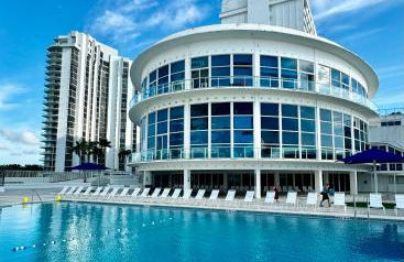 Beachfront Property Pool Gym Tennis Miami Beach! - Foto 2