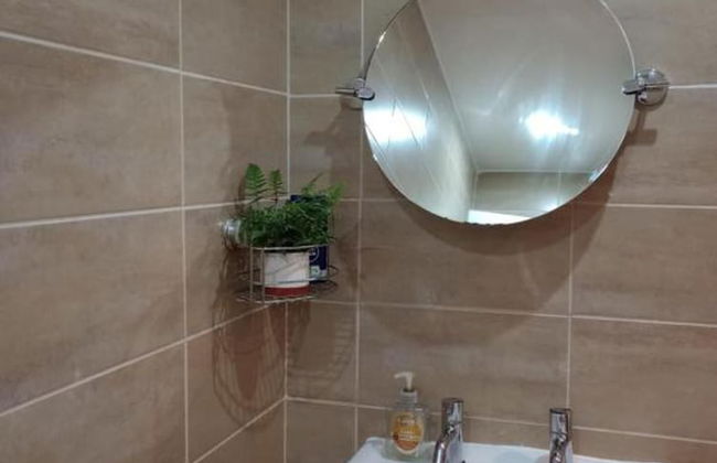 Charming 2-bed Apartment in Birmingham - Photo 8