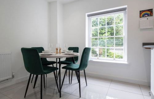 Cosy 1BD in Malvern With Stunning Views! - Foto 14