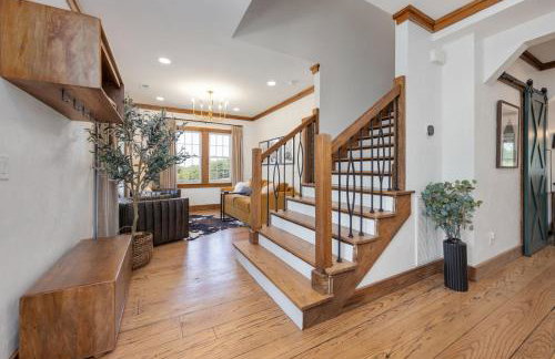 27 South - Large Lux Retreat With Hot Tub & Gameroom - Foto 70