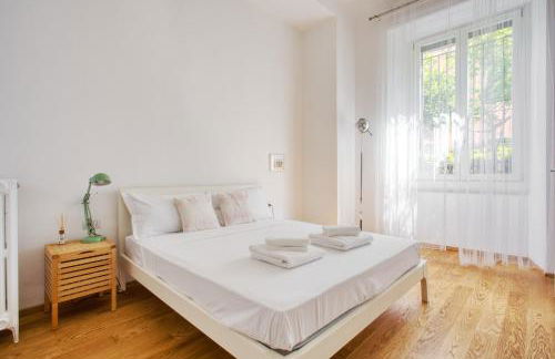 Just Urban Stays - Bilocale con Spazio Esterno - 10 min Duomo in tram - Foto 6