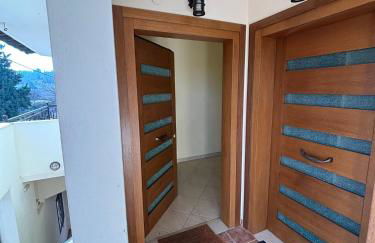 Lux apartment - one bedroom , living room , kitchen , bathroom - for 1 to 7 people, also for parties & gatherings up to 25 people, only 15 minutes from Thessaloniki city center and 8' minutes from Thessaloniki airport - Photo 27