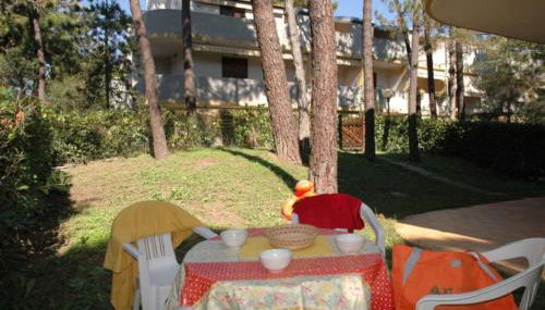 Terraced House 700mt From the sea - Photo 3, Garden