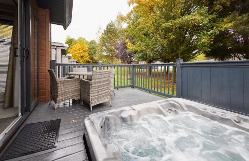 Fir Tree Lodge with Hot Tub - Foto 1