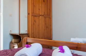 Dina Studios - Photo 42