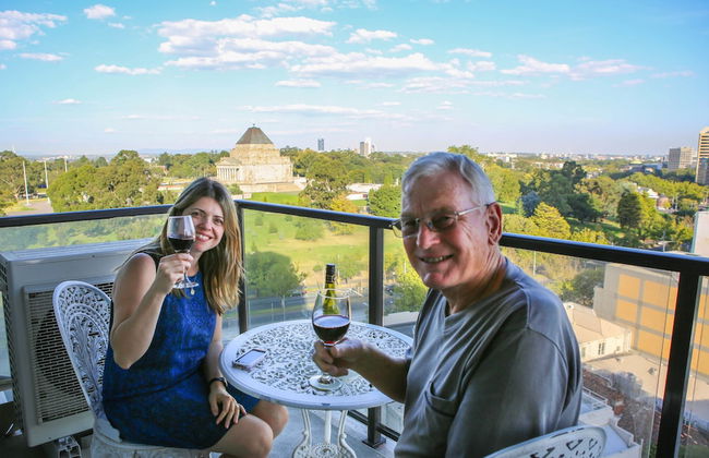 Melbourne by the Botanical Gardens - Photo 1