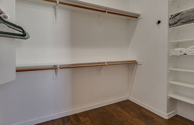 Fabulous 4-bdrm W/breathtaking Views & Pool! - Foto 27