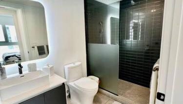 Spacious Studio in the Heart of Downtown Miami - Foto 5, Shower