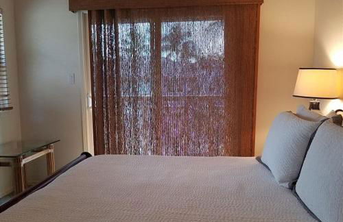 Peaceful retreat with pool gym & BBQ - Foto 24