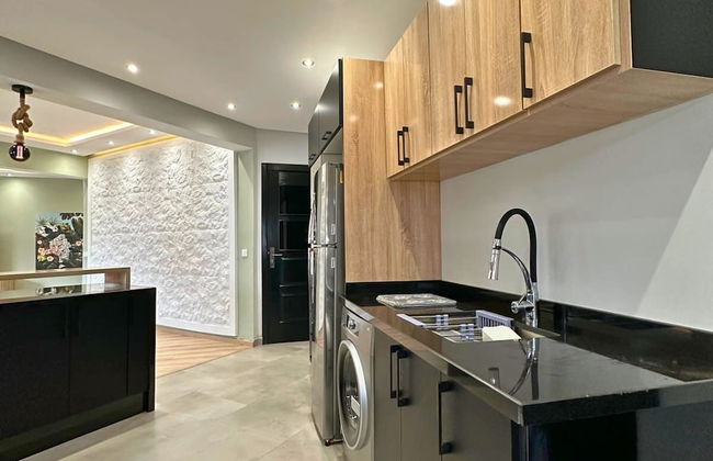 The Tropical Luxury 2BR City Centre Retreat - Photo 12