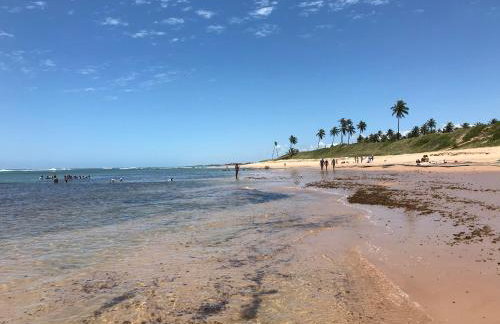 Flat Guarajuba Beira da Praia pé na areia - Foto 75