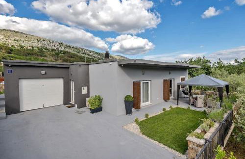 Luxury Villa,private pool, sauna,Jacuzzi,near Split - Photo 34