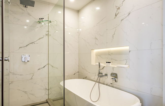 Magical Apartment w Uninterrupted Ocean Views Mouille Views - Photo 49