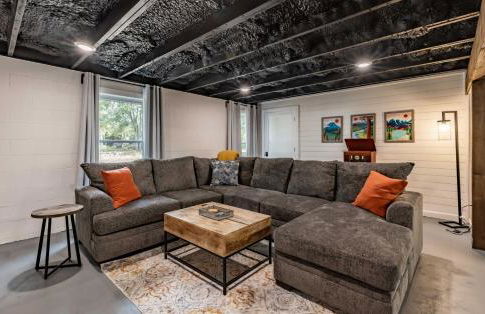 300 steps from Lake Hot Tub Fire Pit Game Room - Foto 19