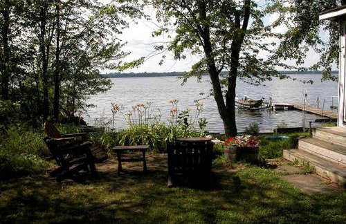Peaceful Cottage Rental with Lake Champlain Views on Missisquoi Bay in Vermont - Foto 5