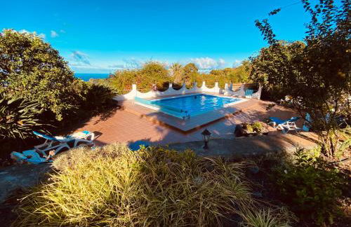 Spacious characterful villa with spectacular views in quiet rural setting. - Foto 38