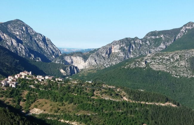 Hillside Villa With Swimming Pool and Jacuzzi - Frasassi Caves - Foto 22