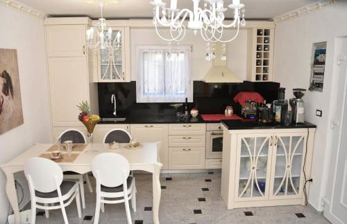 La Familia - Foto 30