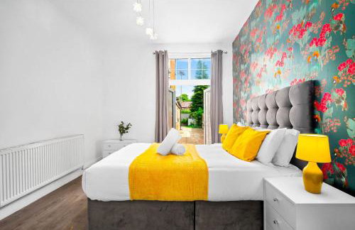 Modern 6-Bedroom Home - Sleeps 12 - Parking - Garden 568P - Foto 32