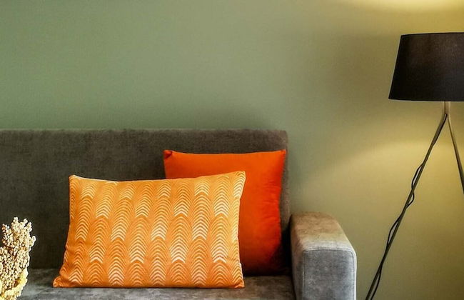 Phaedrus Living: City View Luxury Iras Flat 102 - Photo 10