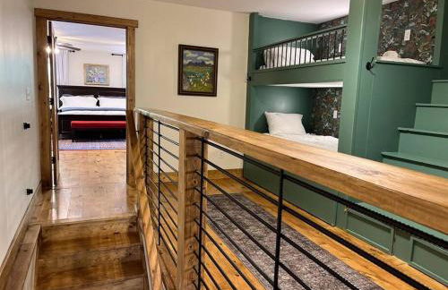 Secluded with Hot tub, Pool table, Arcade, Fishing andTheater Room - Photo 54